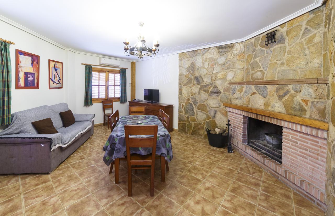 Apartamentos Ribera Del Jucar Alcala del Jucar Bagian luar foto