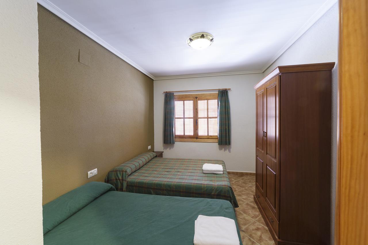 Apartamentos Ribera Del Jucar Alcala del Jucar Bagian luar foto