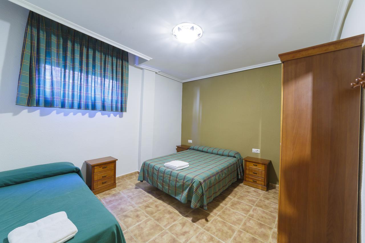 Apartamentos Ribera Del Jucar Alcala del Jucar Bagian luar foto