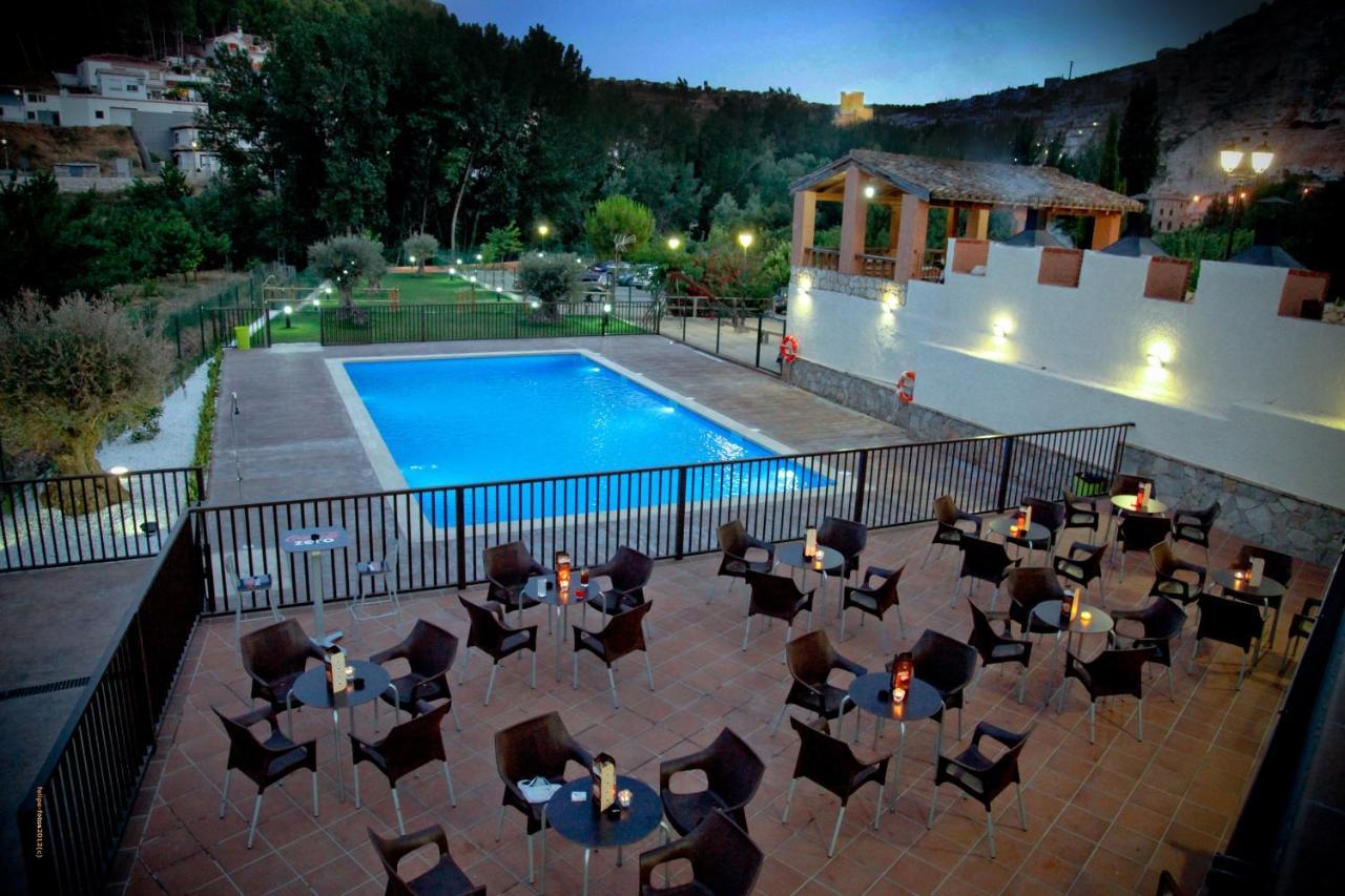 Apartamentos Ribera Del Jucar Alcala del Jucar Bagian luar foto